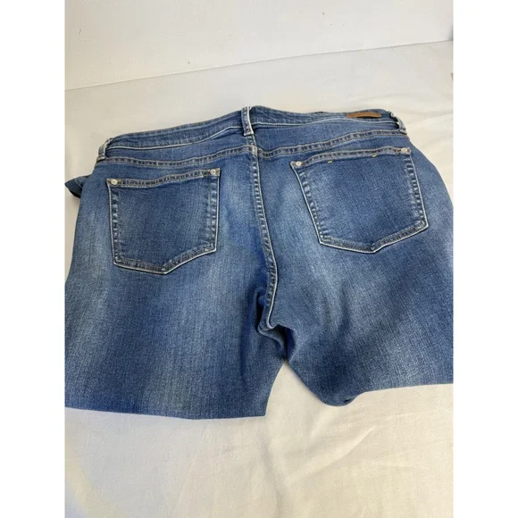Anthropologie Pilcro Womens Blue Patched Whiskering Denim Parallel Jeans 32 - Picture 2 of 11